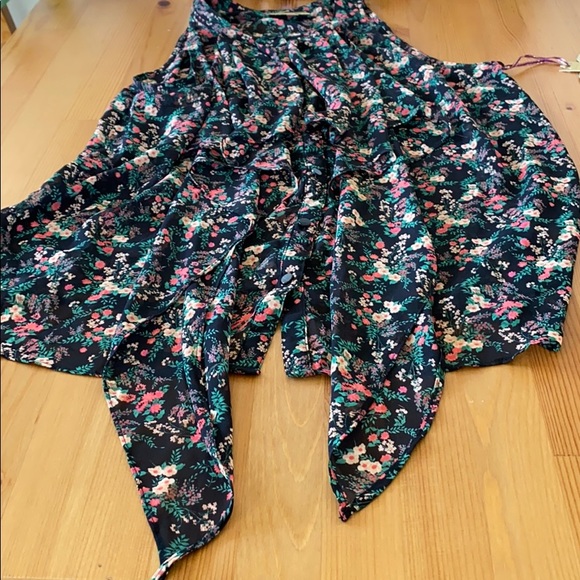 NWT Vera Wang Button-Up Sheer Blouse - Picture 6 of 14